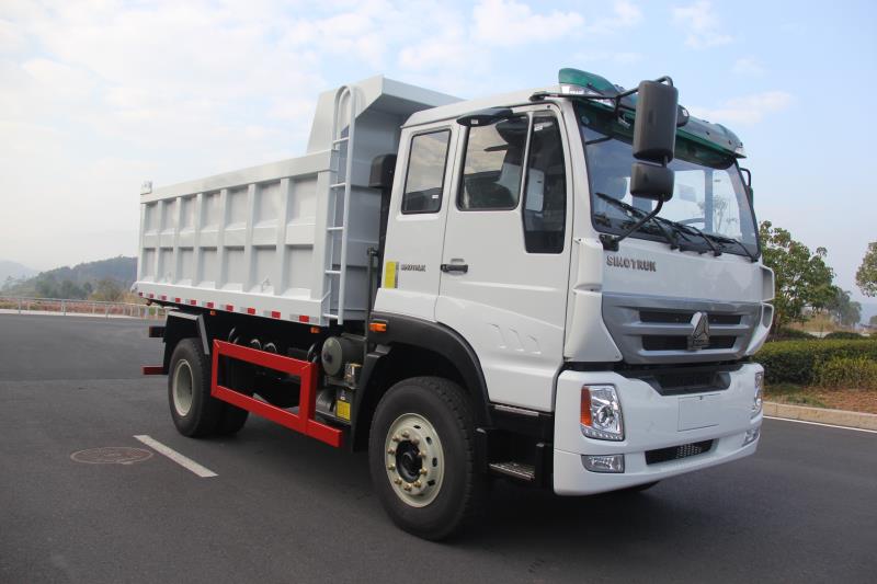 الثقيلة واجب جديد ساينو تراك هوو 6X4 شاحنة قلابة 371hp للبيع